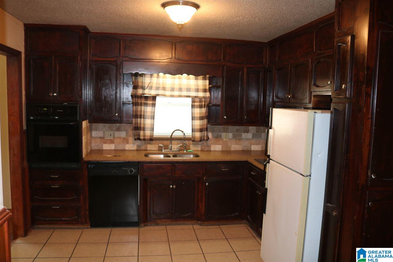403 Wickstead Road Bessemer, AL 35023 - Photo 8 of 14