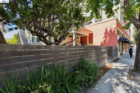 $1,595,000 | 2607 Alcatraz Avenue, Berkeley, CA 94618