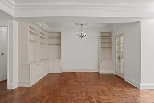 $1,095,000 | 120 East 81st Street, Unit 9G | Upper East Side