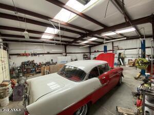 4476 Us-60 Miami, AZ 85539 - Photo 22 of 27 Garage