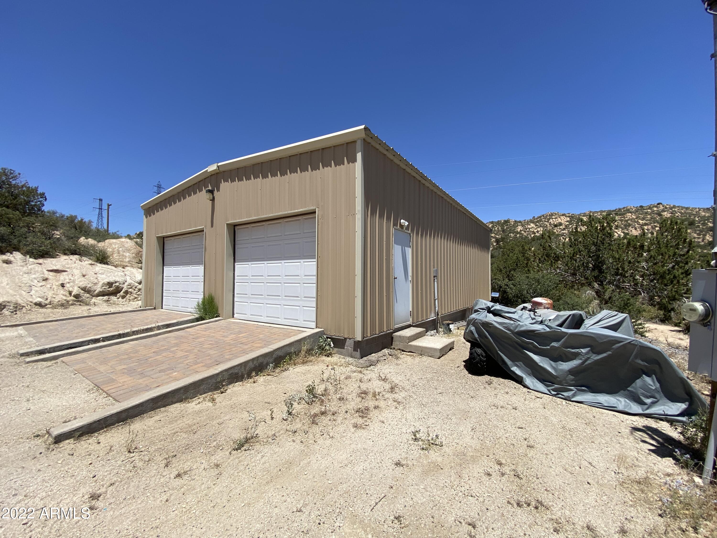 4476 Us-60 Miami, AZ 85539 - Photo 26 of 27 Garage