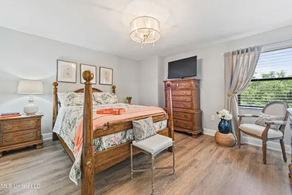 $348,500 | 1130 Beach Boulevard, Unit 404, Biloxi, MS 39530