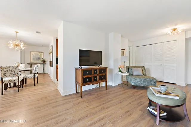 $359,900 | 1130 Beach Boulevard, Unit 404, Biloxi, MS 39530