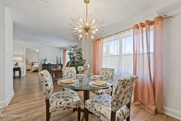 $348,500 | 1130 Beach Boulevard, Unit 404, Biloxi, MS 39530