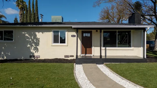 $459,000 | 927 East Fairmont Avenue, Modesto, CA 95350