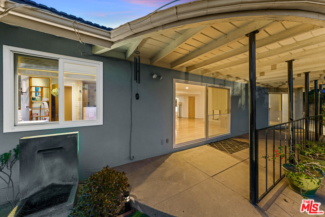 2438 Roscomare Road Los Angeles, CA 90077 - Photo 15 of 17 a view of a porch