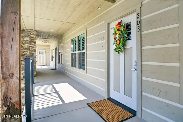 $359,900 | 326 Shooting Star Loop, Unit 203, Townsend, TN 37882