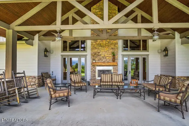 $359,900 | 326 Shooting Star Loop, Unit 203, Townsend, TN 37882