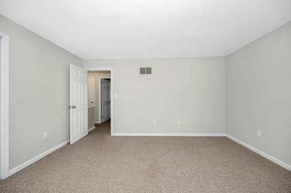 $2,500 | 1431 Pawtucket Boulevard, Unit 46, Lowell, MA 01854