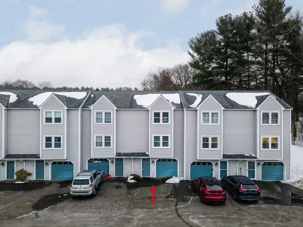 $2,500 | 1431 Pawtucket Boulevard, Unit 46, Lowell, MA 01854