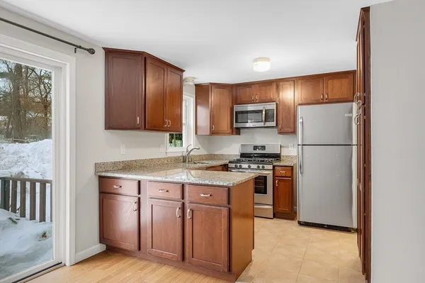 $2,500 | 1431 Pawtucket Boulevard, Unit 46, Lowell, MA 01854