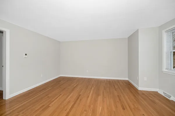 $2,500 | 1431 Pawtucket Boulevard, Unit 46, Lowell, MA 01854