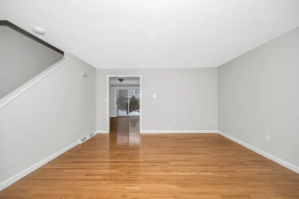 $2,500 | 1431 Pawtucket Boulevard, Unit 46, Lowell, MA 01854