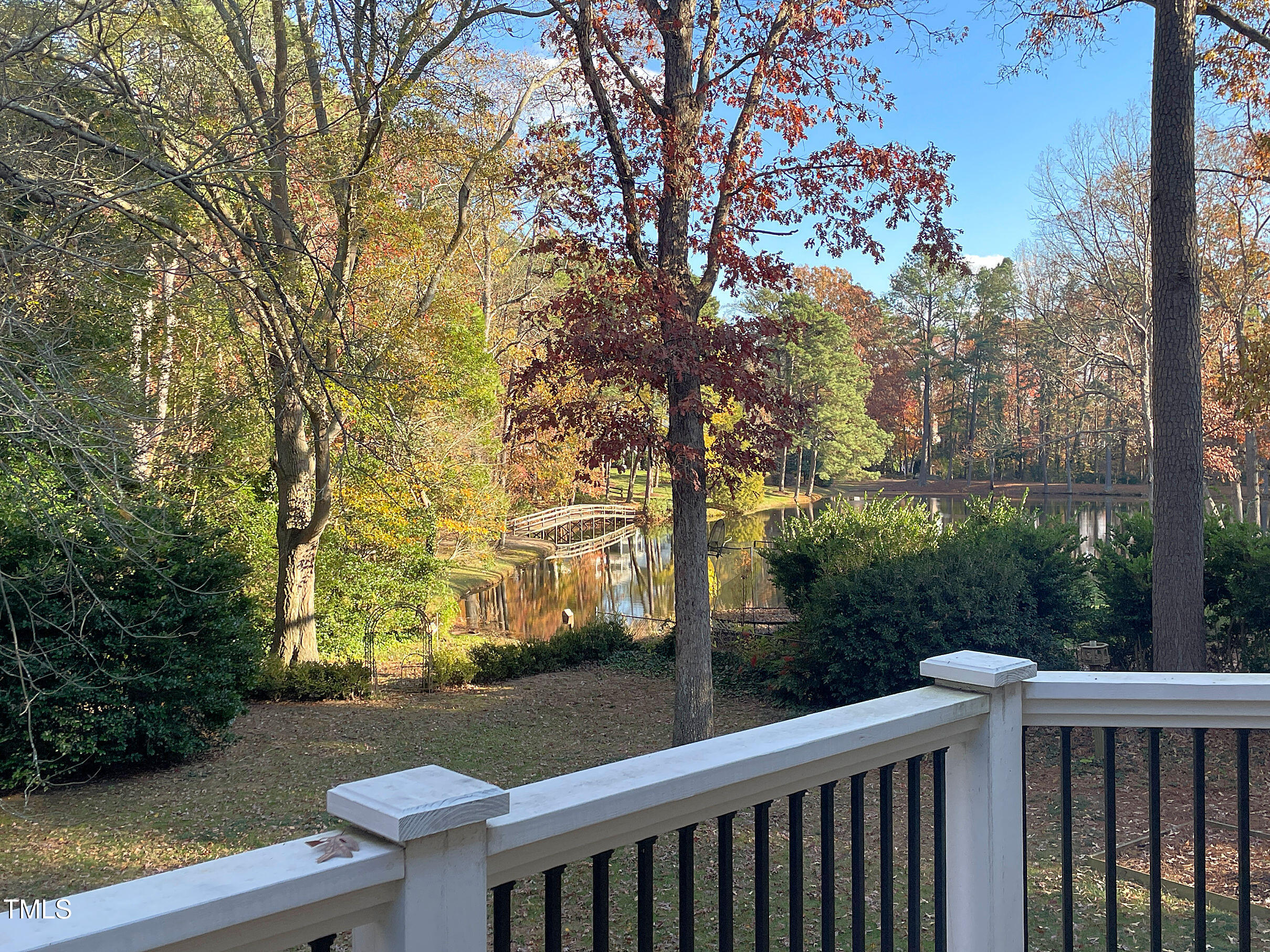 3222 Sussex Road Raleigh, NC 27612 - Photo 3 of 54 20241129_194009979_iOS