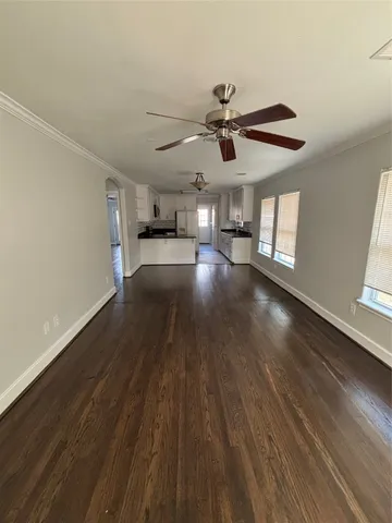 $1,500 | 5424 4th Street, Katy, TX 77493