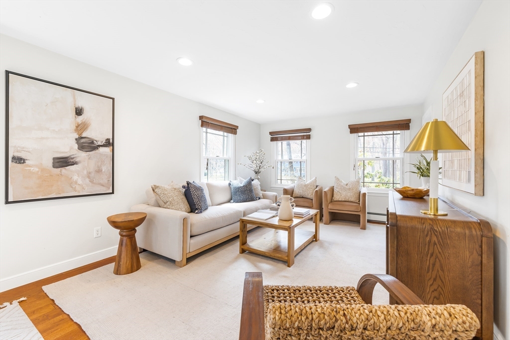 39 Jodie Road Framingham, MA 01702 - Photo 3 of 37 Gallery Image 3