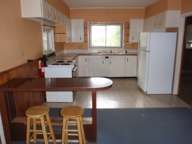 91 Crescent Street Rutland, VT 05701 - Photo 14 of 30