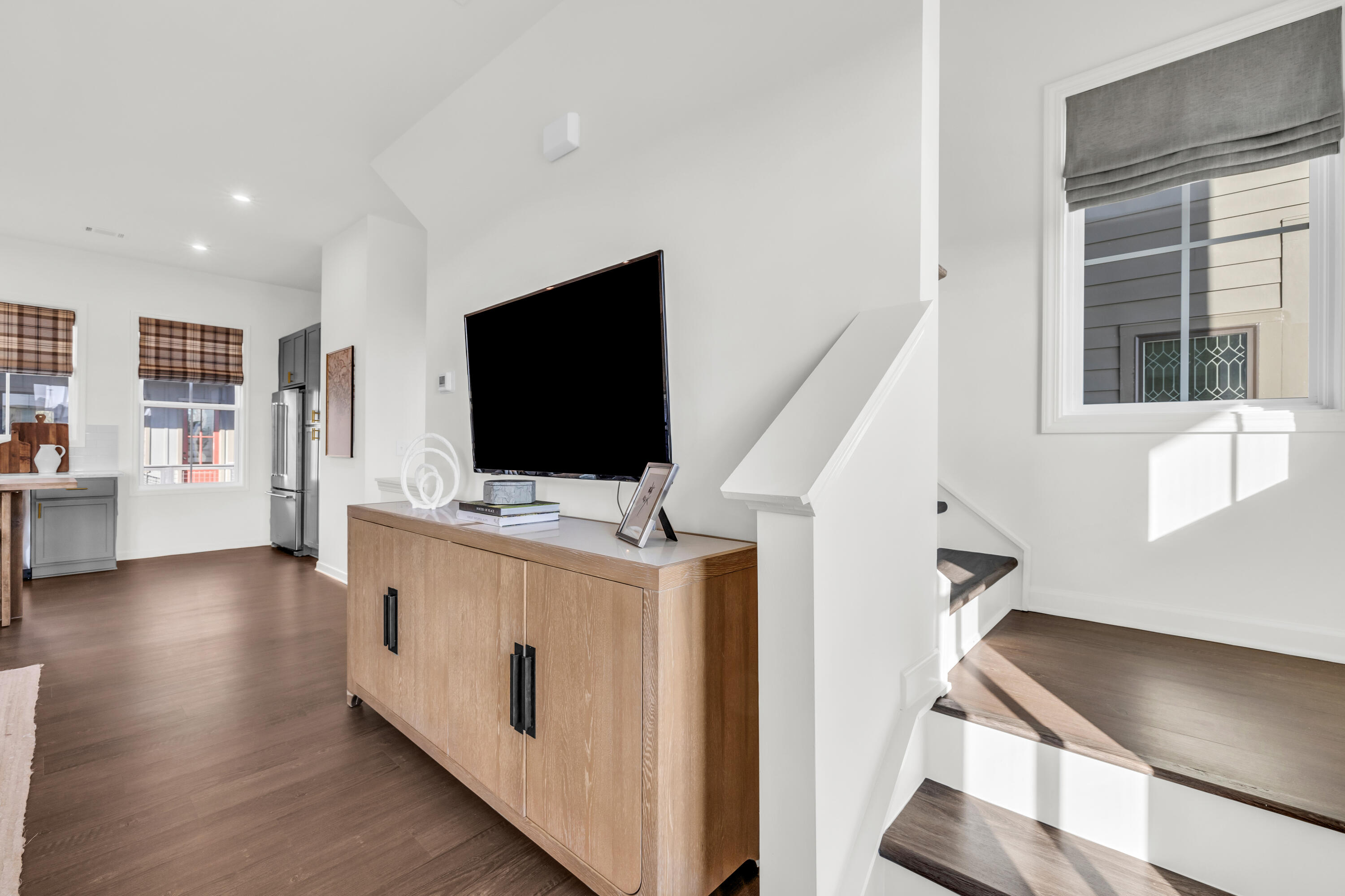 147 Peerless Avenue, Unit 123 Chattanooga, TN 37405 - Photo 5 of 22 Media Wall