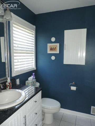 2442 King Road Lapeer, MI 48446 - Photo 6 of 29 20446016-5.JPG