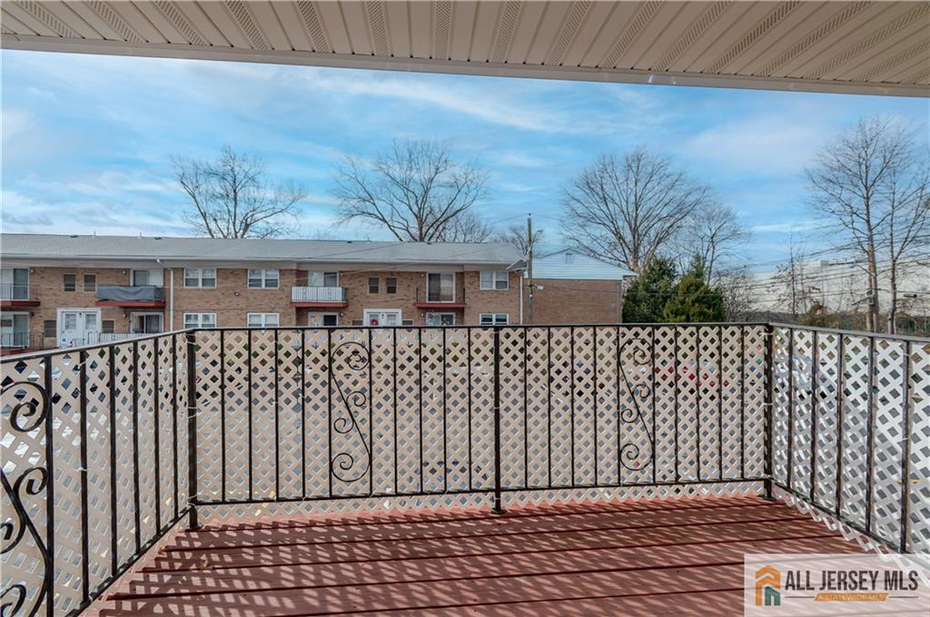 161 Evergreen Road, Unit 12B Edison, NJ 08837 - Photo 16 of 19 swimming pool view with a pathway