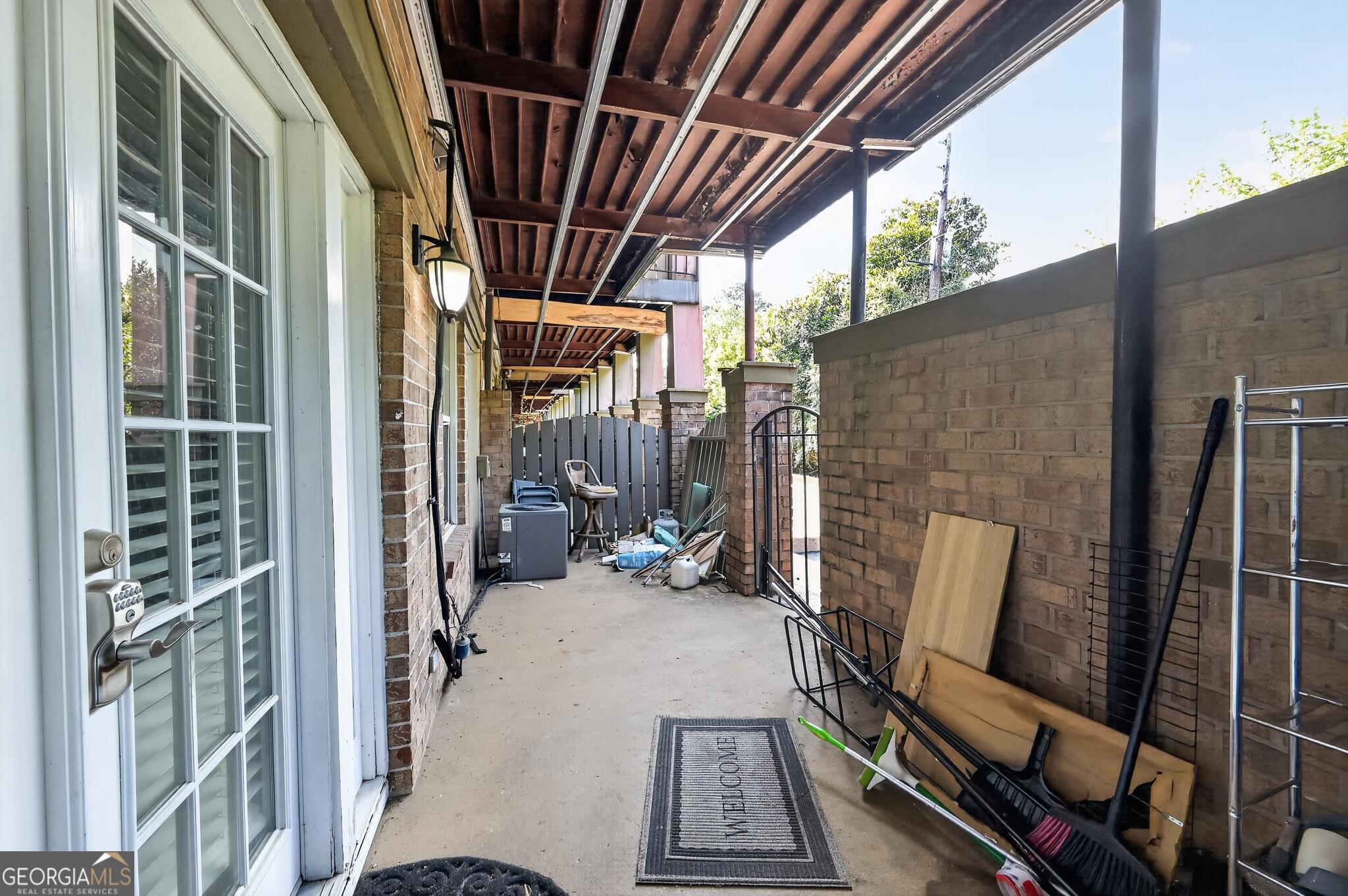 6980 Roswell Road, Unit B11 Sandy Springs, GA 30328 - Photo 5 of 28
