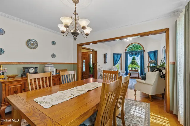 $550,000 | 6 Wayto Lane, Clifton Park, NY 12019