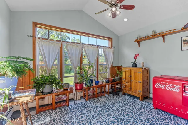 $550,000 | 6 Wayto Lane, Clifton Park, NY 12019