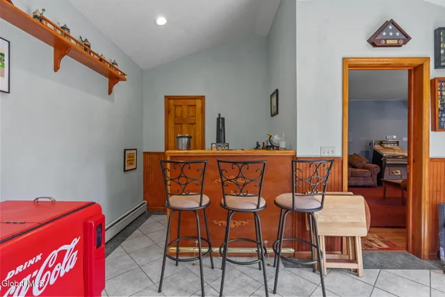 $550,000 | 6 Wayto Lane, Clifton Park, NY 12019