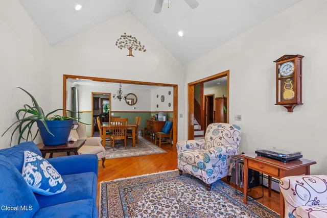 $550,000 | 6 Wayto Lane, Clifton Park, NY 12019