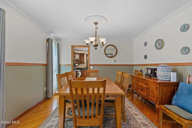 $550,000 | 6 Wayto Lane, Clifton Park, NY 12019