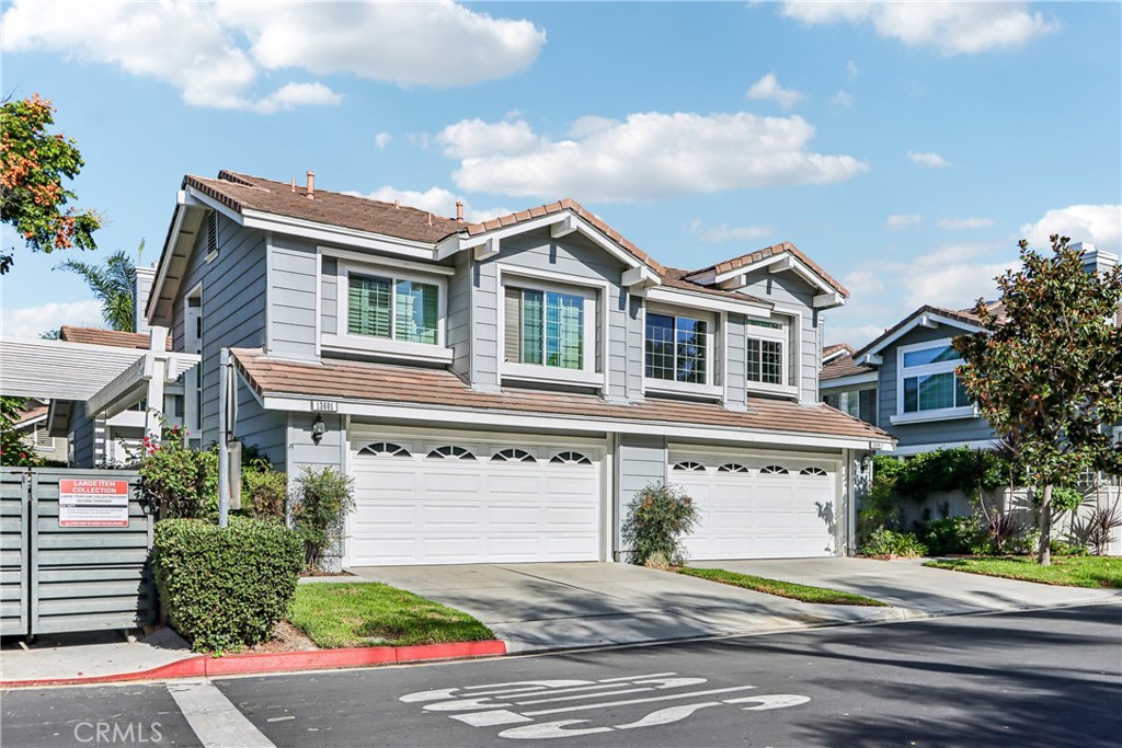 13595 Banyon Road Tustin, CA 92782 - Photo 2 of 44 Gallery Image 2