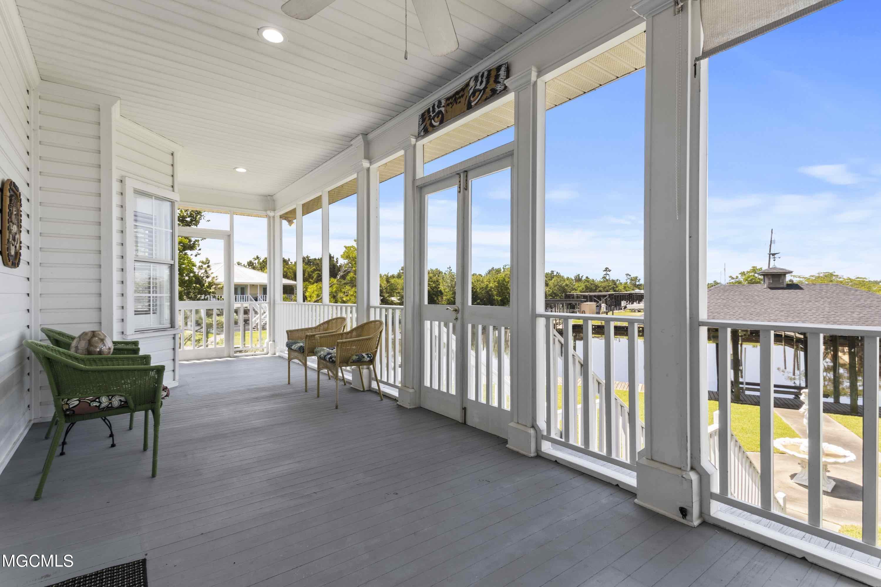 321 Garden Road Bay St. Louis, MS 39520 - Photo 23 of 66 042