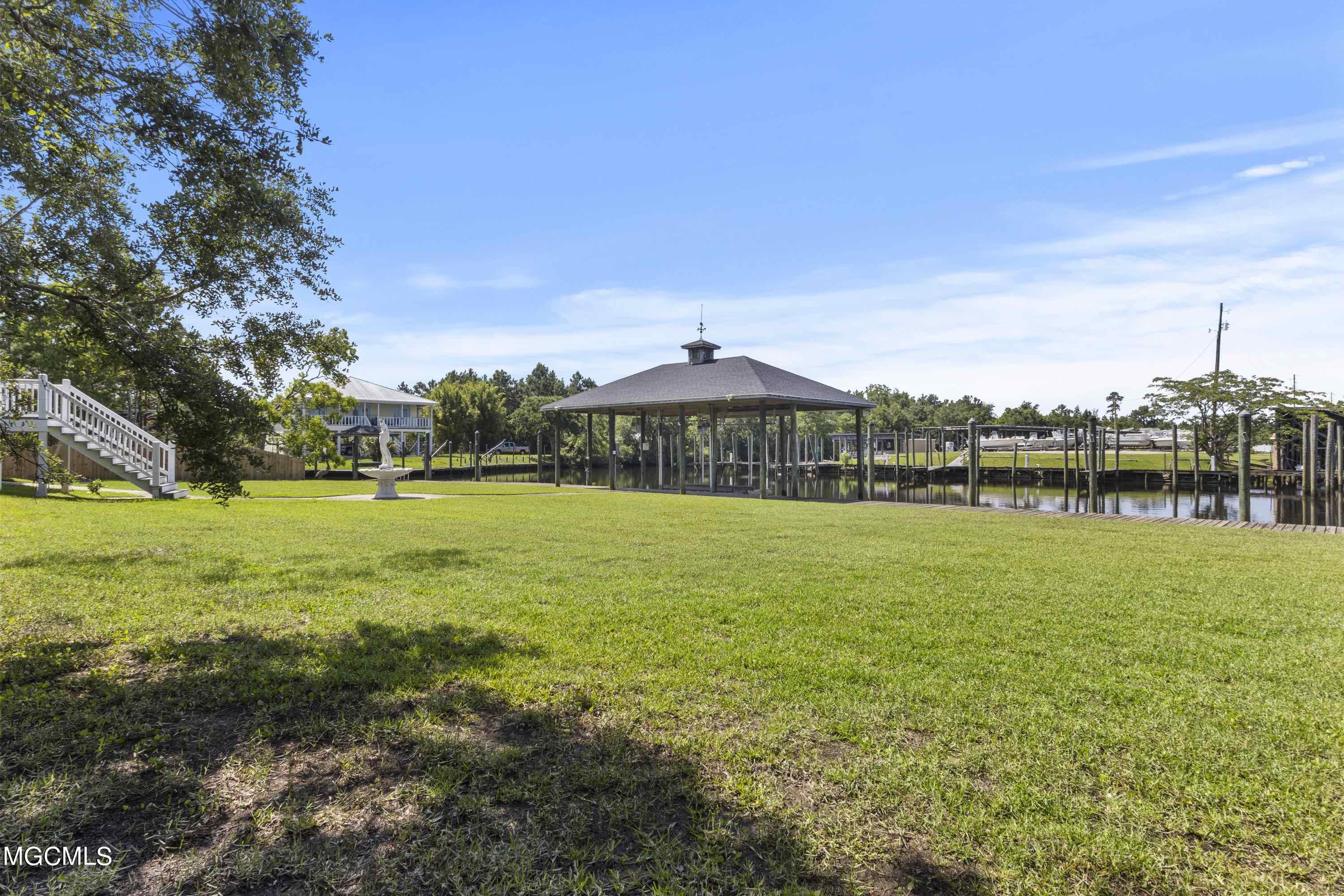 321 Garden Road Bay St. Louis, MS 39520 - Photo 59 of 66 053