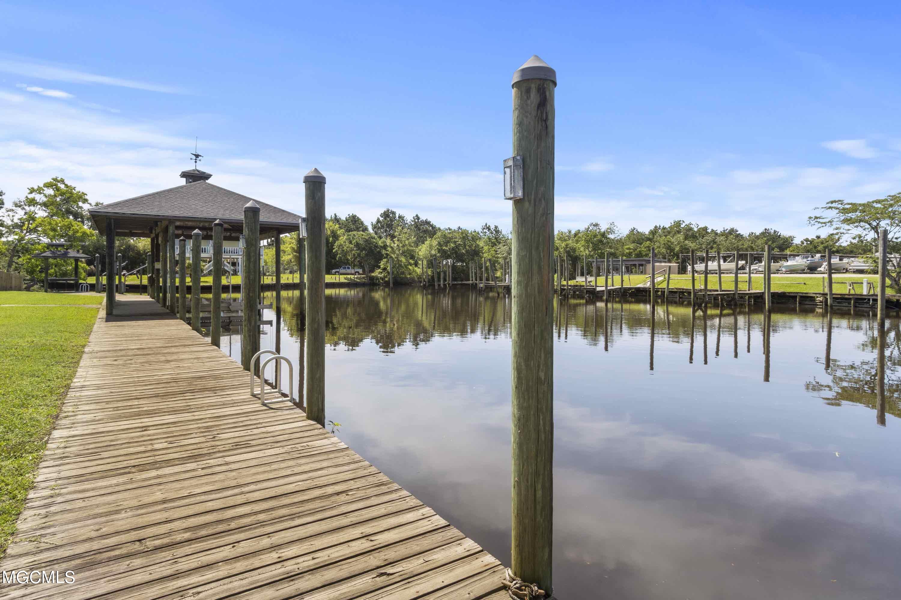 321 Garden Road Bay St. Louis, MS 39520 - Photo 61 of 66 056