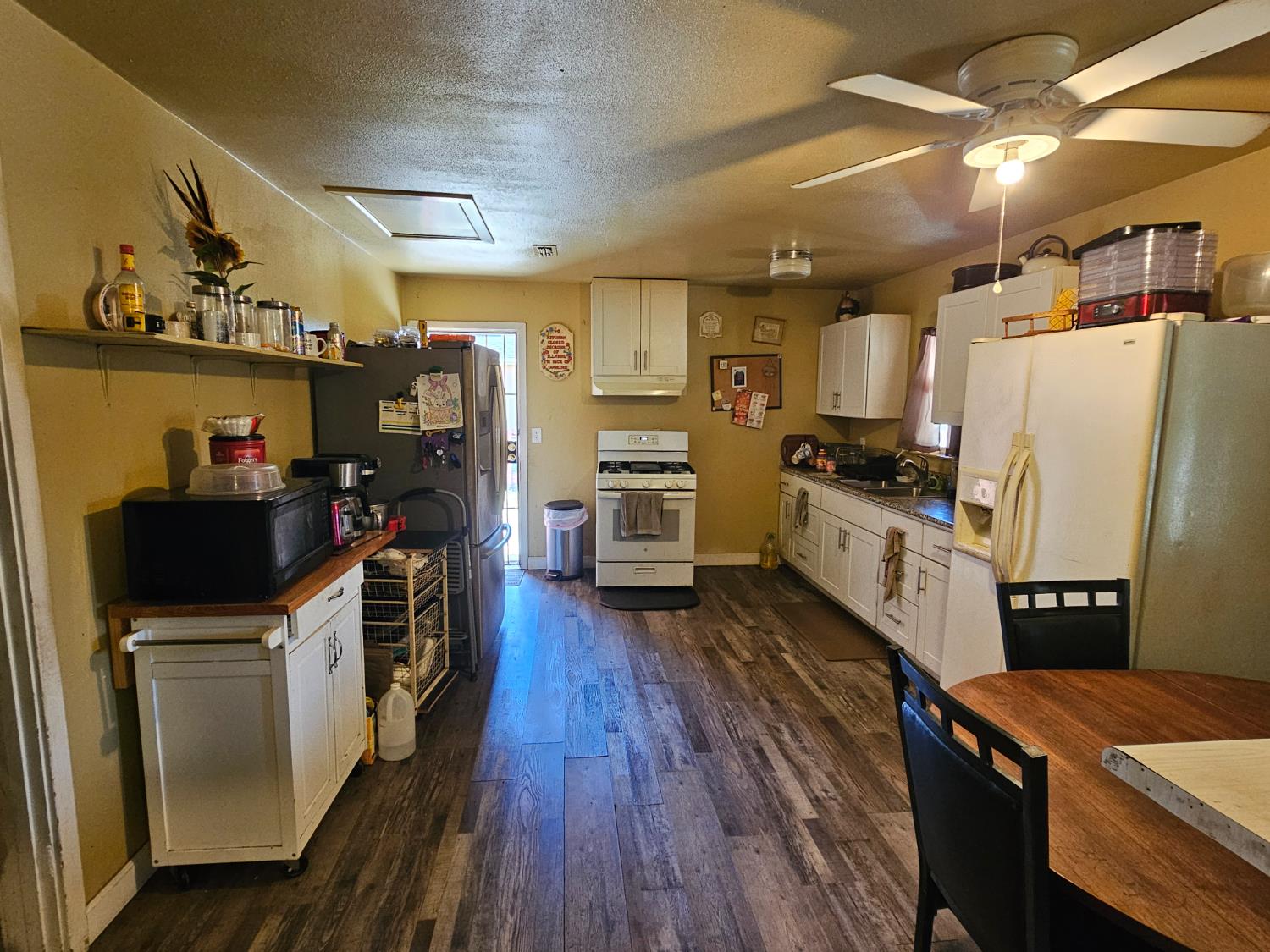 1158 Maple Street Turlock, CA 95380 - Photo 9 of 20
