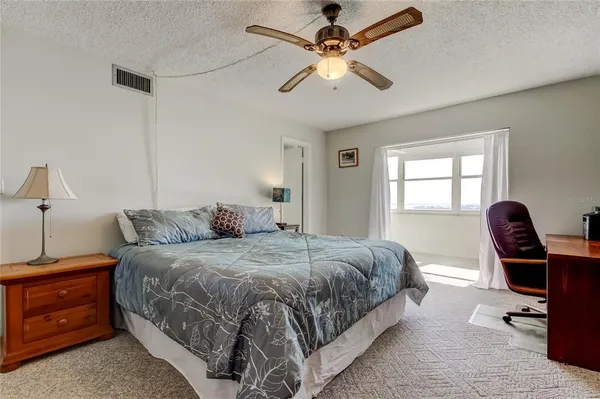 $216,000 | 4775 Cove Circle, Unit 1008, St. Petersburg, FL 33708