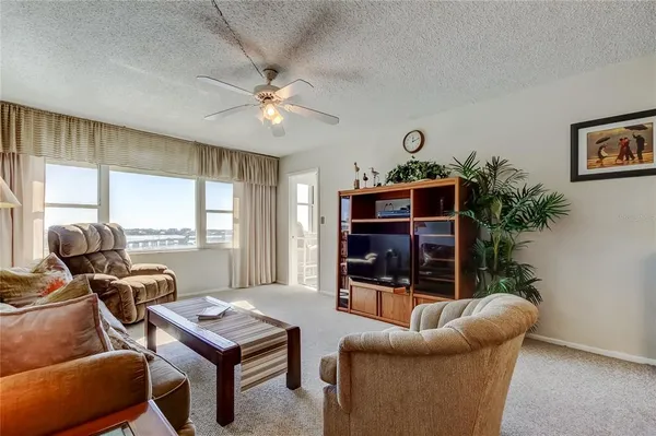 $216,000 | 4775 Cove Circle, Unit 1008, St. Petersburg, FL 33708