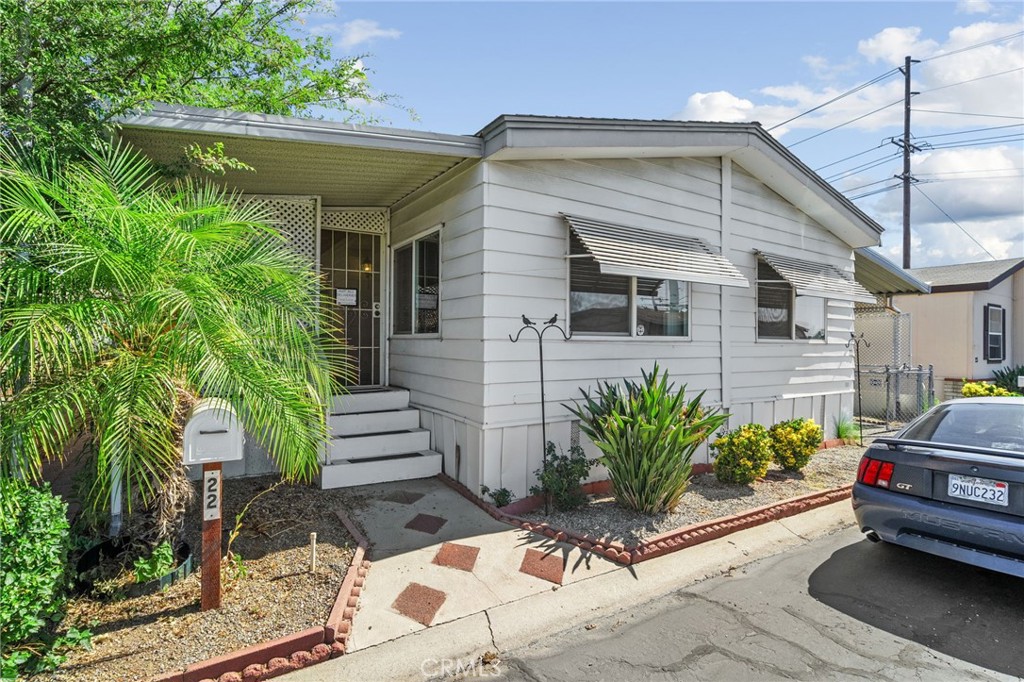 2744 West Rialto Avenue, Unit 22 Rialto, CA 92376 - Photo 2 of 24