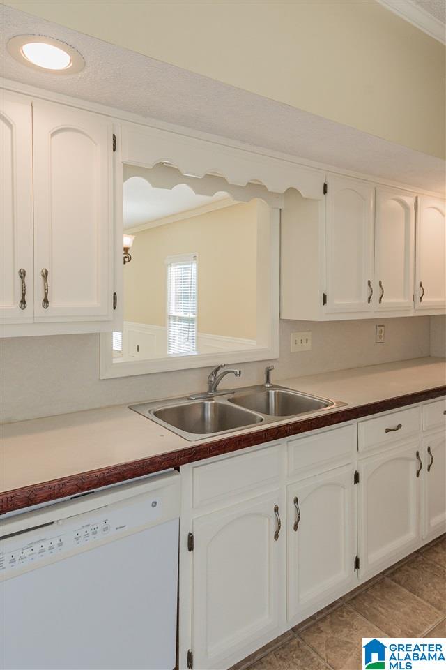 2407 Richelieu Lane Birmingham, AL 35216 - Photo 16 of 36