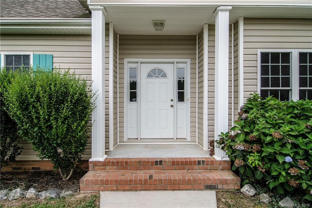 2776 Baird Road Clover, SC 29710 - Photo 5 of 34 Gallery Image 5