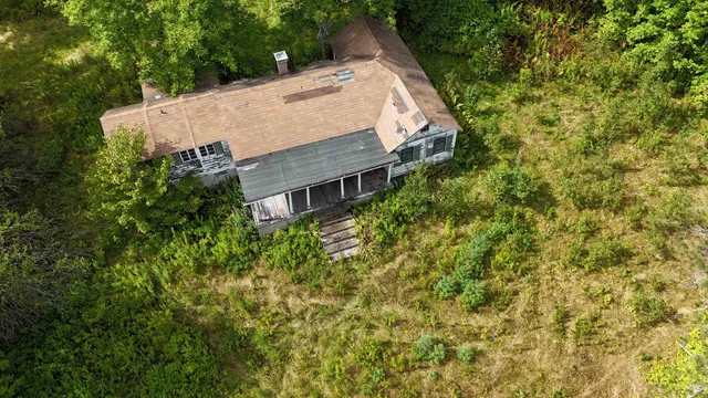 $324,000 | 1860 Presidential Highway, Jefferson, NH 03583