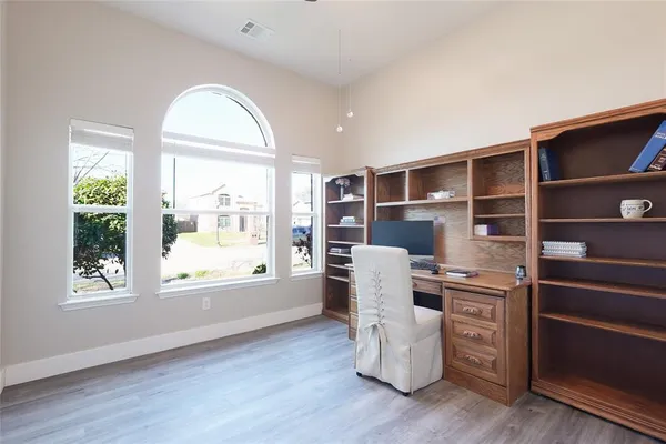 $4,000 | 204 Village Trail, Trophy Club, TX 76262