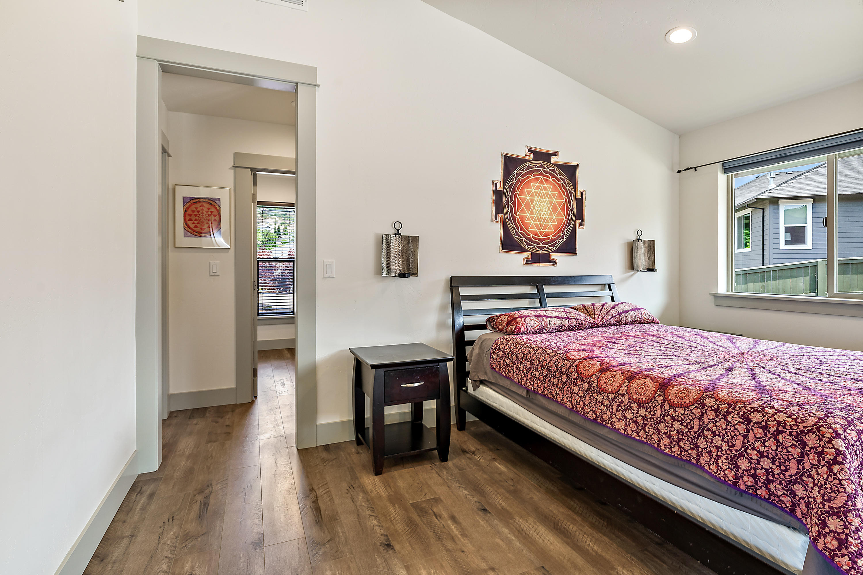 4762 Hillcrest Road Medford, OR 97504 - Photo 15 of 33 Gallery Image 15