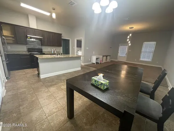 $1,900 | 16852 Glenwood Springs Drive, Greenwell Springs, LA 70739