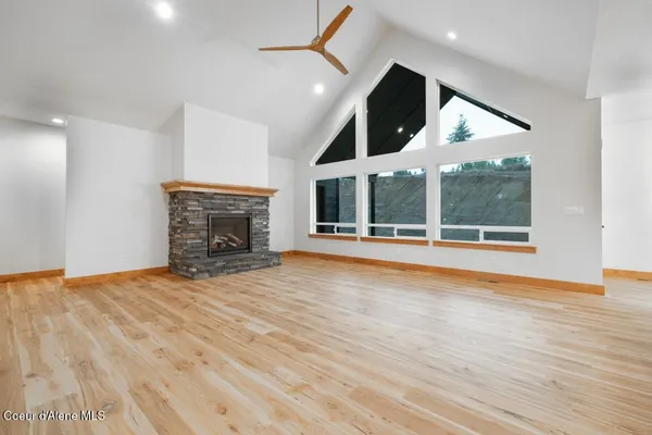 $998,047 | 10104 North Hubble Street, Hayden, ID 83835