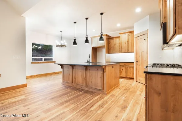 $998,047 | 10104 North Hubble Street, Hayden, ID 83835