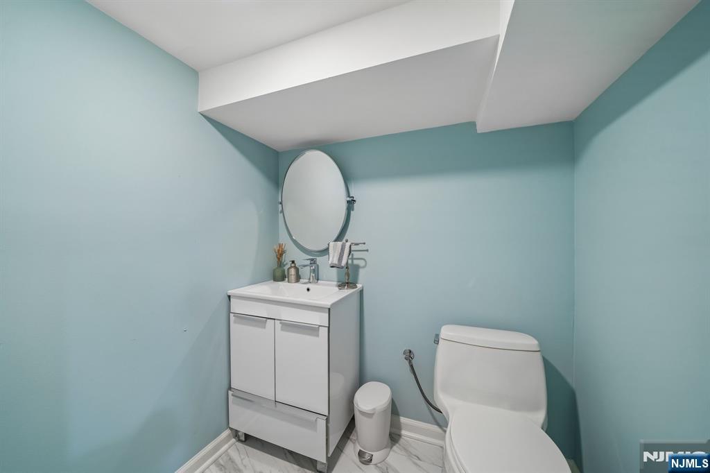 27 Otsego Road Verona, NJ 07044 - Photo 29 of 40