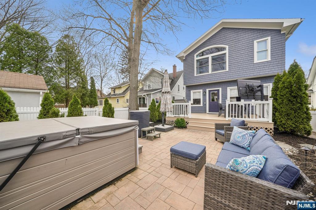 27 Otsego Road Verona, NJ 07044 - Photo 33 of 40