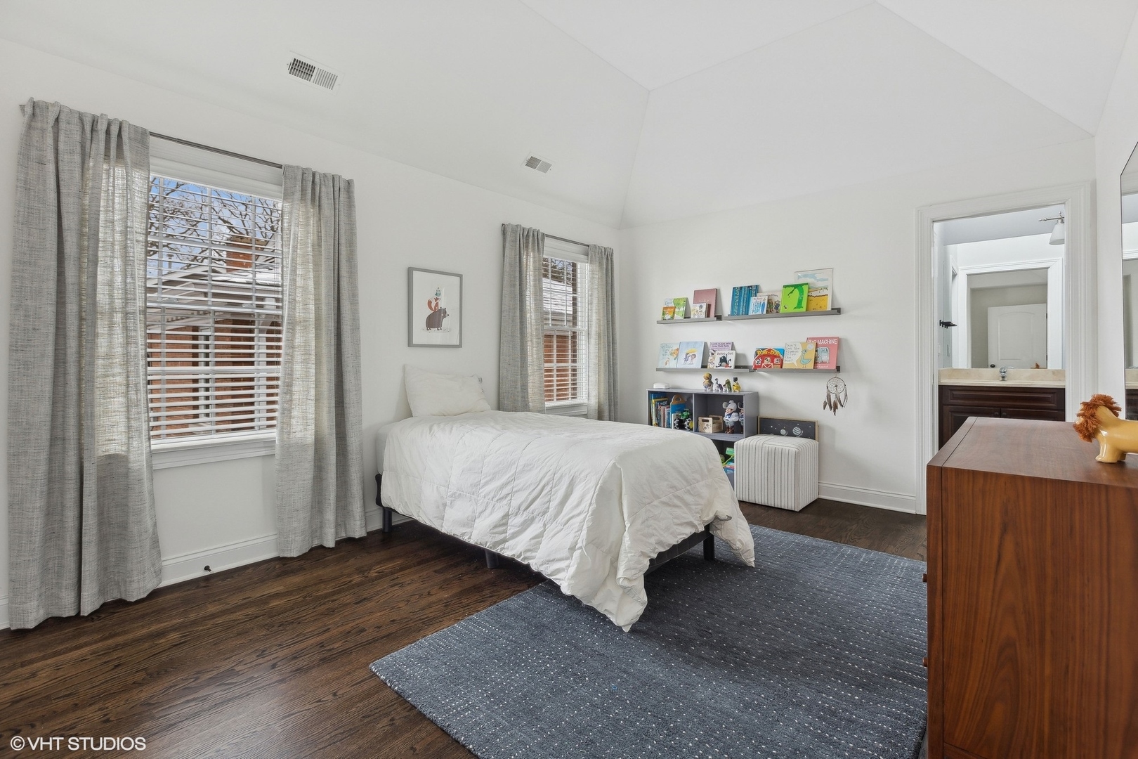 700 Harvard Street Wilmette, IL 60091 - Photo 29 of 48