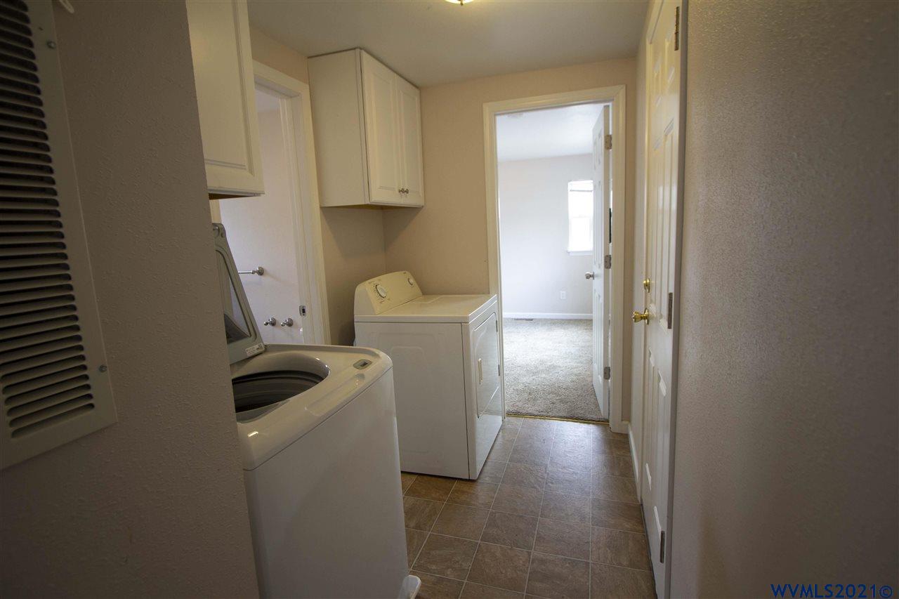 2010 Southwest 3rd ( Street, Unit 4 Corvallis, OR 97333 - Photo 12 of 22